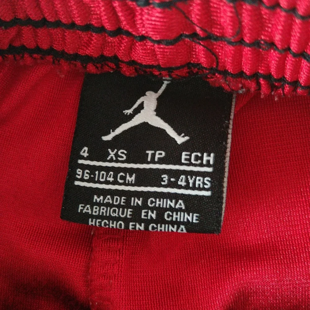 JORDAN A I R - black , red ,& white boys matching active, sports sets size 4 . - Picture 11 of 14